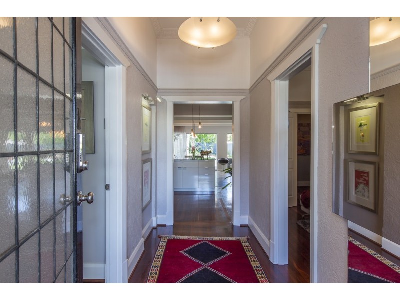 37 Loftus Street, Nedlands WA 6009