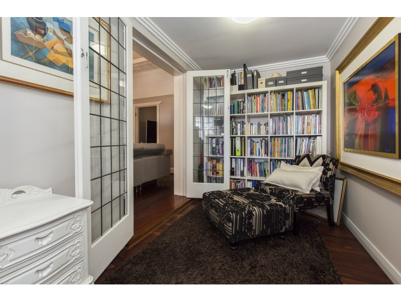 37 Loftus Street, Nedlands WA 6009