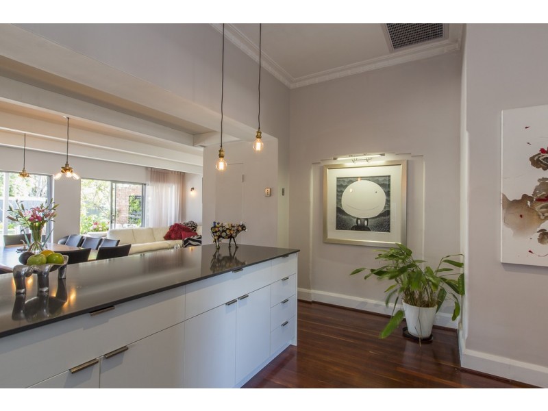 37 Loftus Street, Nedlands WA 6009