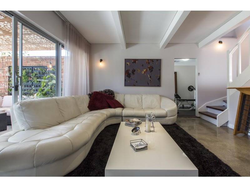 37 Loftus Street, Nedlands WA 6009