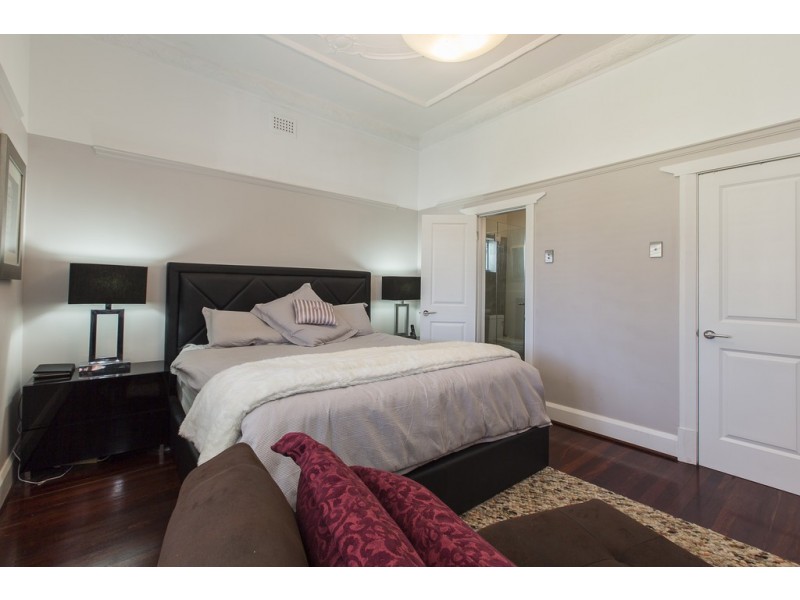 37 Loftus Street, Nedlands WA 6009