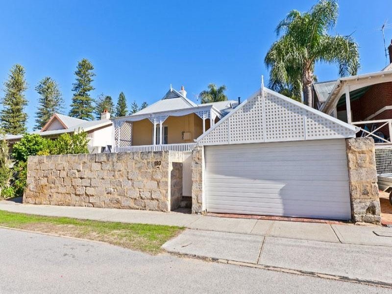 153 Curtin Avenue, Cottesloe WA 6011