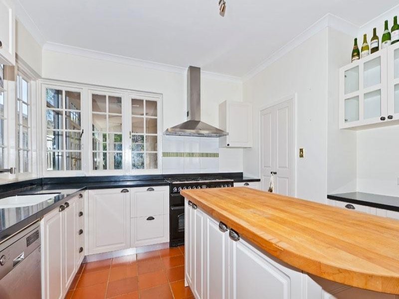 153 Curtin Avenue, Cottesloe WA 6011