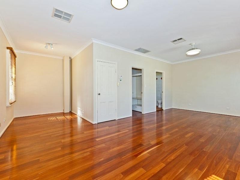 153 Curtin Avenue, Cottesloe WA 6011