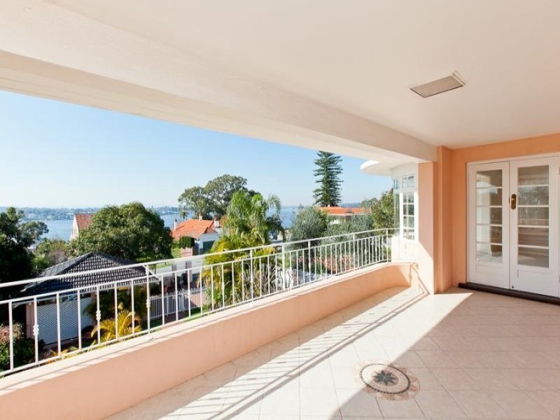 17A Bindaring Parade, Claremont WA 6010