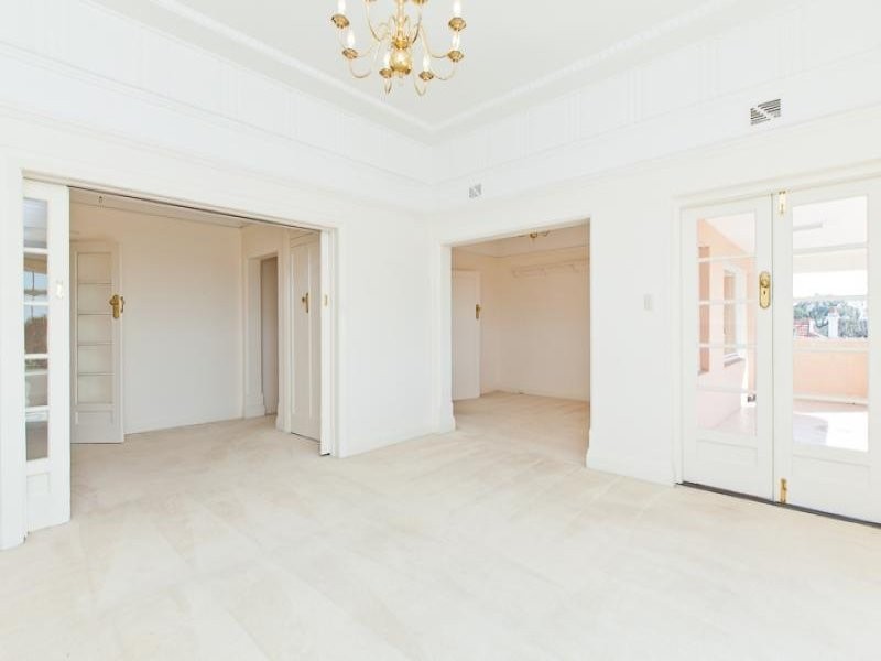 17A Bindaring Parade, Claremont WA 6010