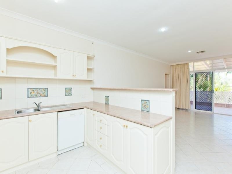 17A Bindaring Parade, Claremont WA 6010