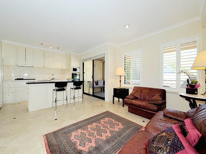 56 Henry Street, Fremantle WA 6160