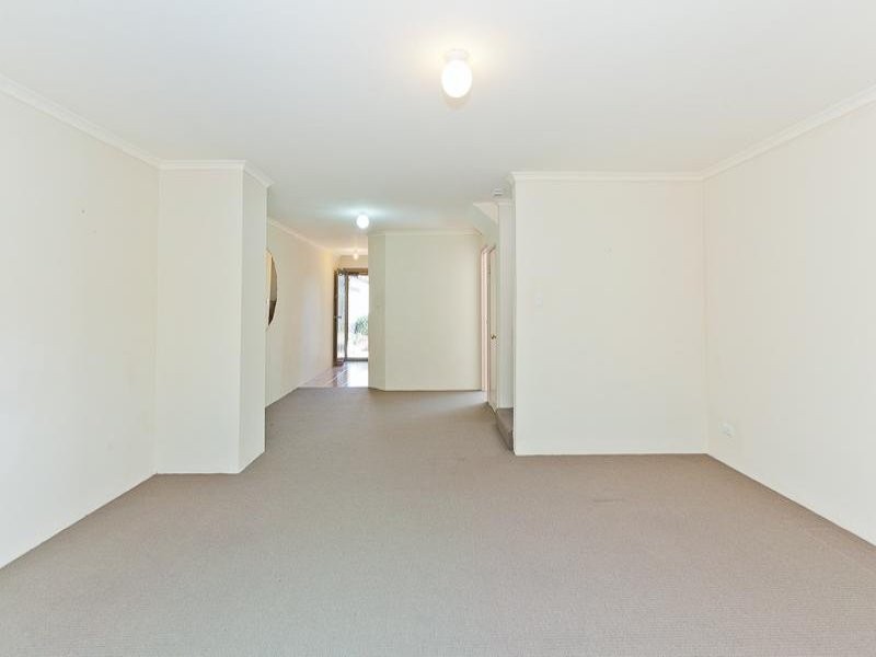 13/3 Rockett Lane, Cottesloe WA 6011