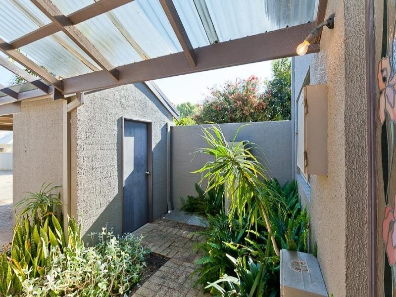 13/3 Rockett Lane, Cottesloe WA 6011