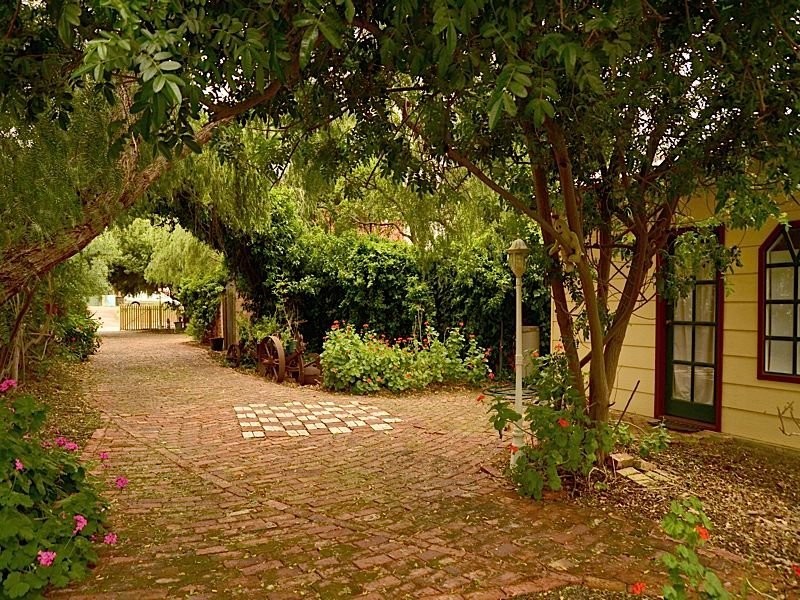 11 South Street, York WA 6302