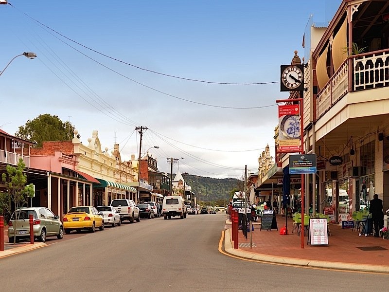 11 South Street, York WA 6302