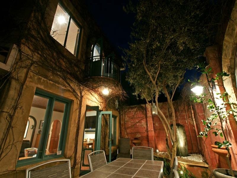 4B Salvado Street, Cottesloe WA 6011