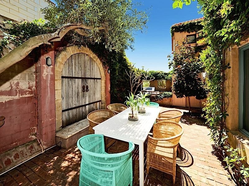 4B Salvado Street, Cottesloe WA 6011