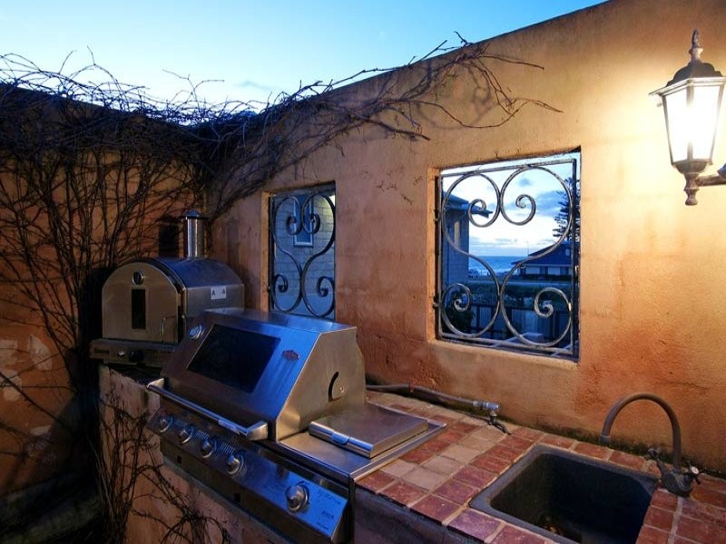 4B Salvado Street, Cottesloe WA 6011