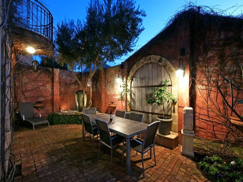 4B Salvado Street, Cottesloe WA 6011