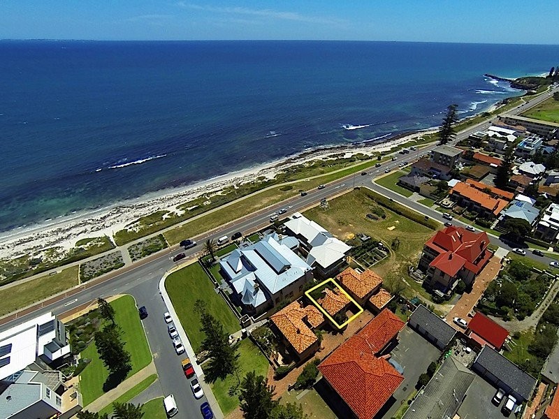 4B Salvado Street, Cottesloe WA 6011