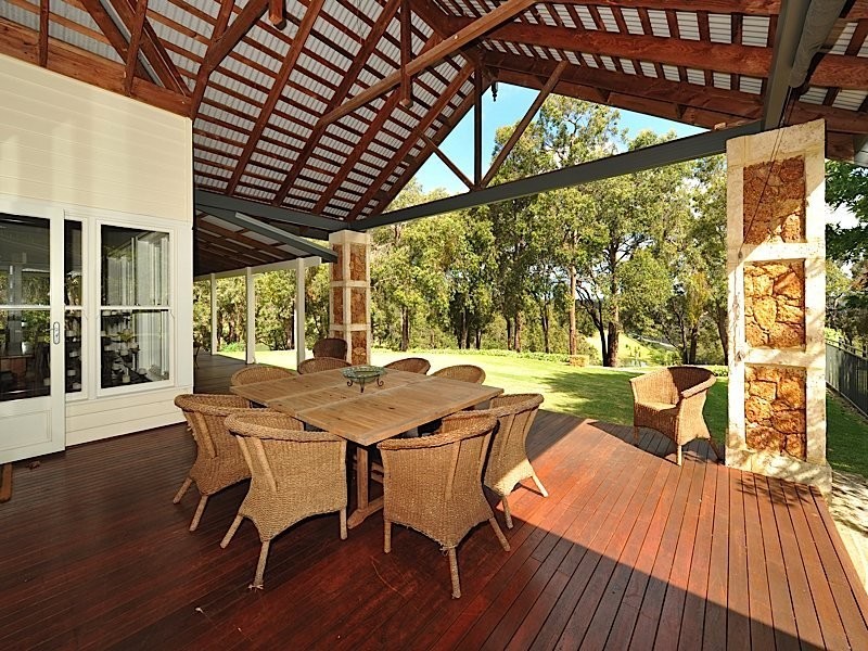 99 Moffett Road, Carmel WA 6076