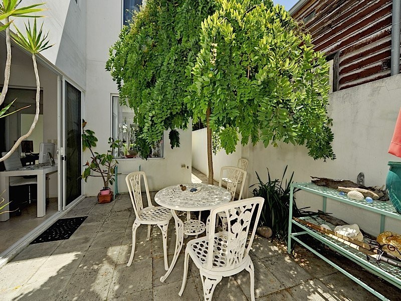 9 Wentworth Street, Cottesloe WA 6011