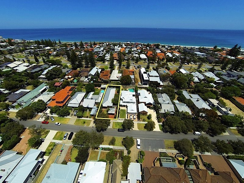 27 Brighton Street, Cottesloe WA 6011