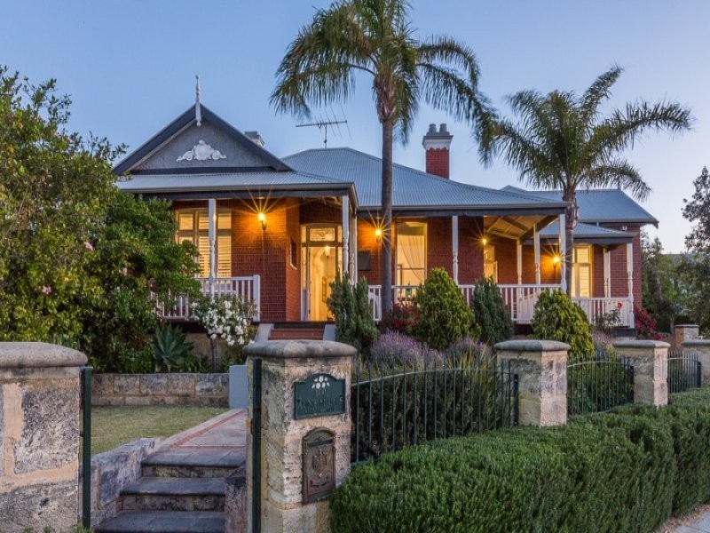 106 Railway Street, Cottesloe WA 6011