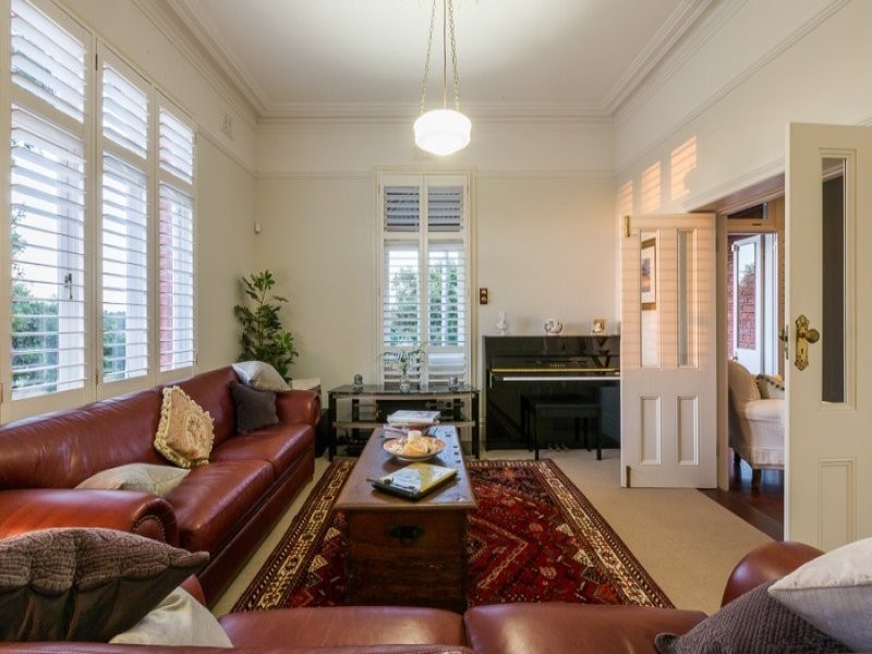 106 Railway Street, Cottesloe WA 6011