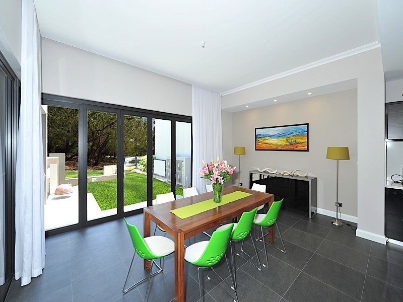 2 Aceway Lane, Swanbourne WA 6010