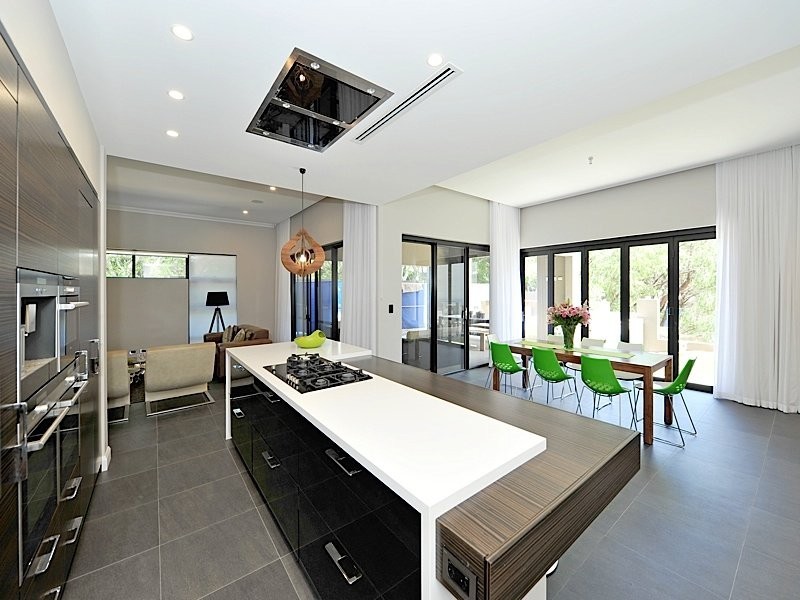 2 Aceway Lane, Swanbourne WA 6010