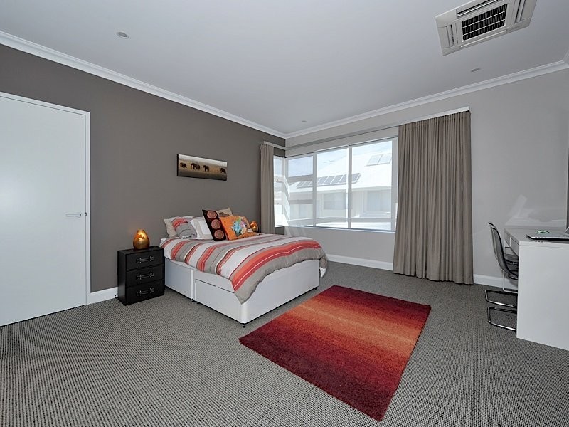 2 Aceway Lane, Swanbourne WA 6010