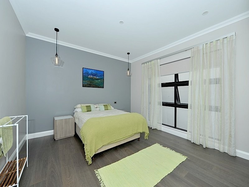 2 Aceway Lane, Swanbourne WA 6010