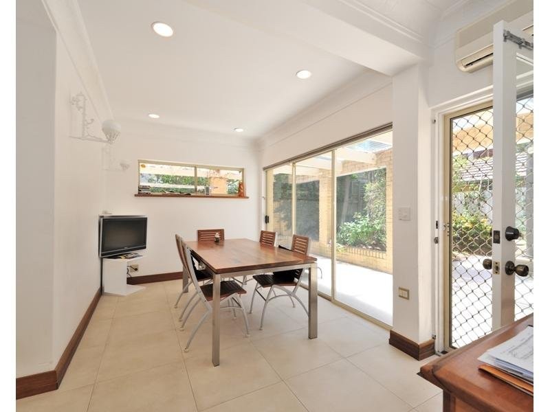 4/39 Victoria Avenue, Claremont WA 6010