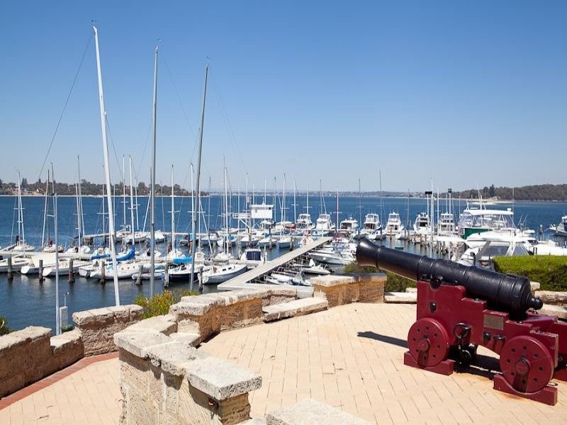 8 Bay View Terrace, Peppermint Grove WA 6011