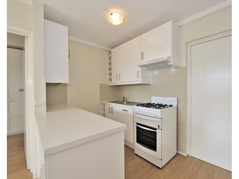 99/4 Dover Court, Mosman Park WA 6012