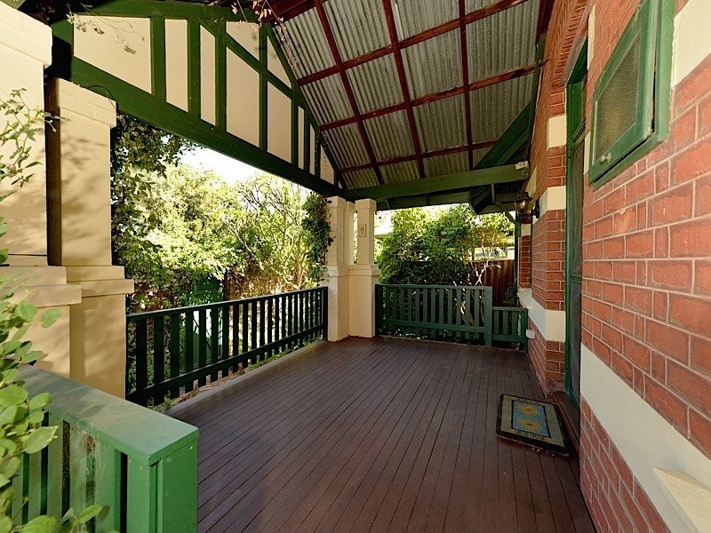 133 Curtin Avenue, Cottesloe WA 6011