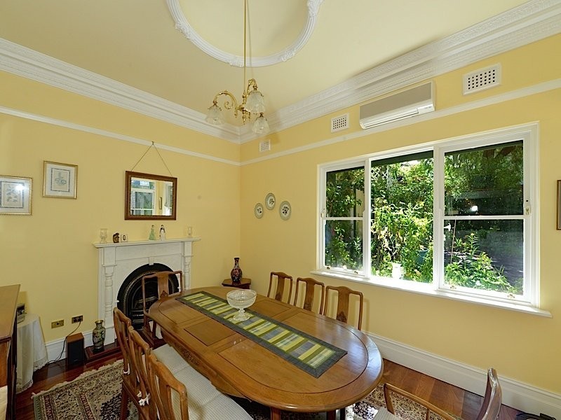 133 Curtin Avenue, Cottesloe WA 6011