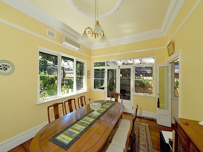 133 Curtin Avenue, Cottesloe WA 6011