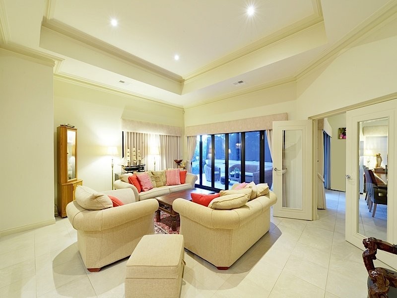 11 Lambeth Mews, Mount Claremont WA 6010