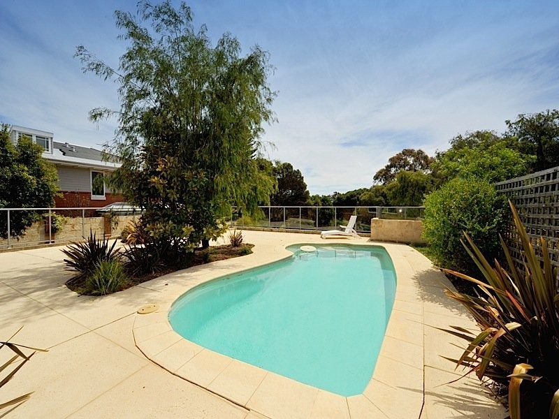 47 Mayfair Street, Mount Claremont WA 6010