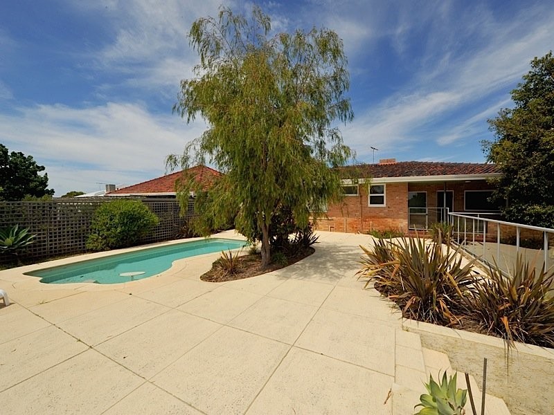 47 Mayfair Street, Mount Claremont WA 6010