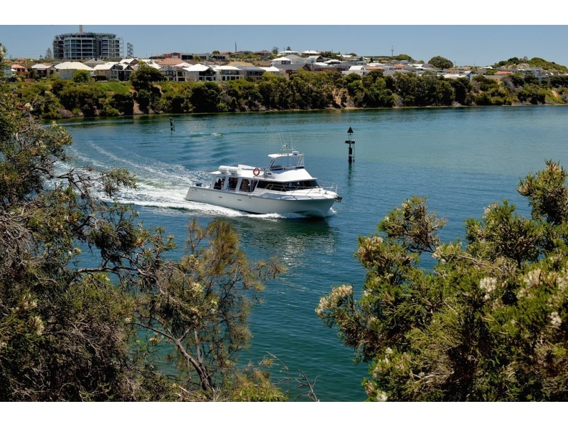 2/51 Rule Street, North Fremantle WA 6159