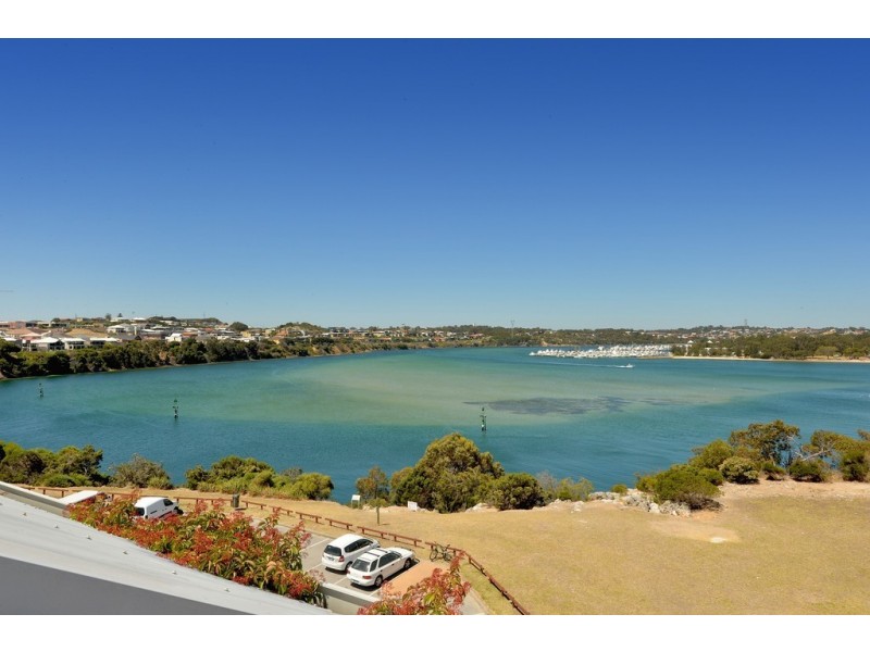 2/51 Rule Street, North Fremantle WA 6159