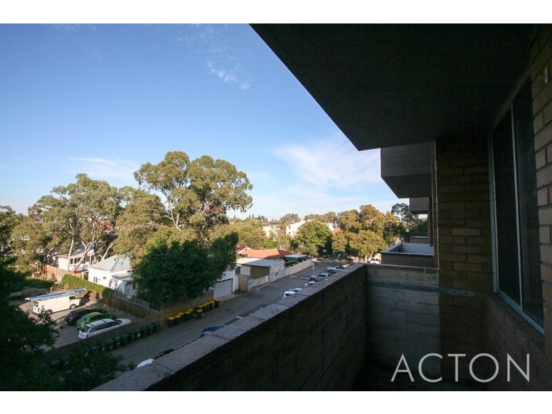 57/4 Dover Court, Mosman Park WA 6012