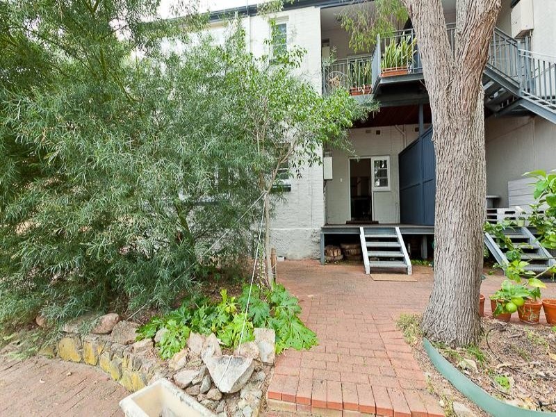 2/72 Stirling Highway, Nedlands WA 6009