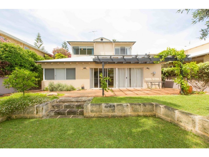 22 Gibney Street, Cottesloe WA 6011