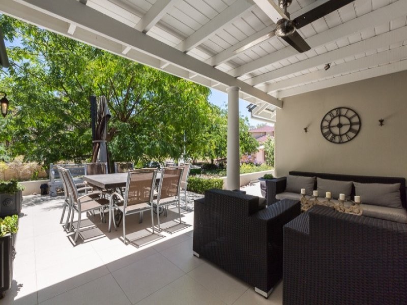 25 Fairbairn Street, Mosman Park WA 6012