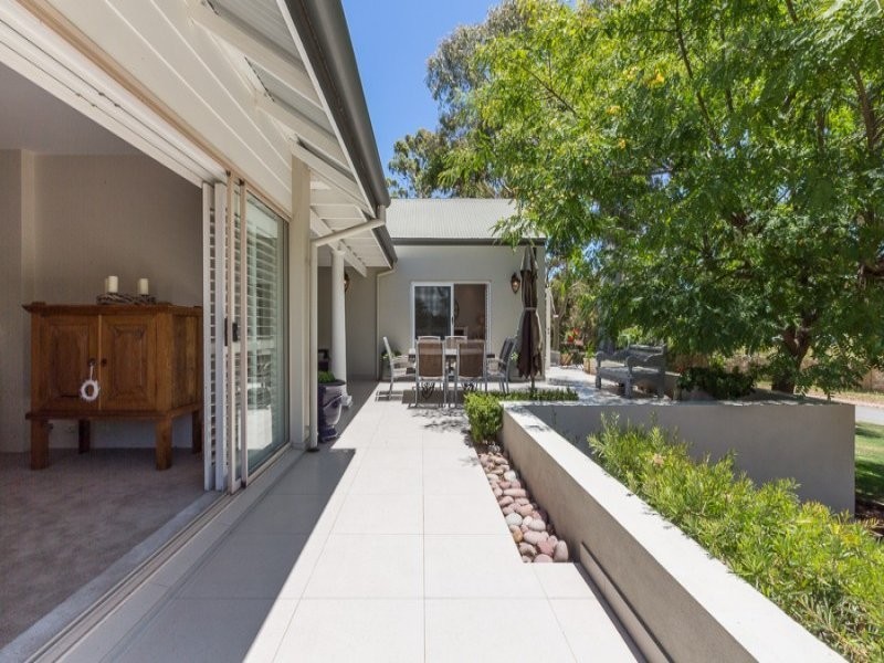 25 Fairbairn Street, Mosman Park WA 6012