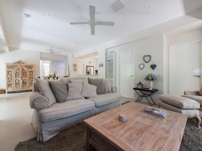 25 Fairbairn Street, Mosman Park WA 6012