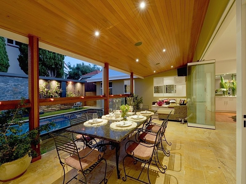 4 Irvine Street, Peppermint Grove WA 6011