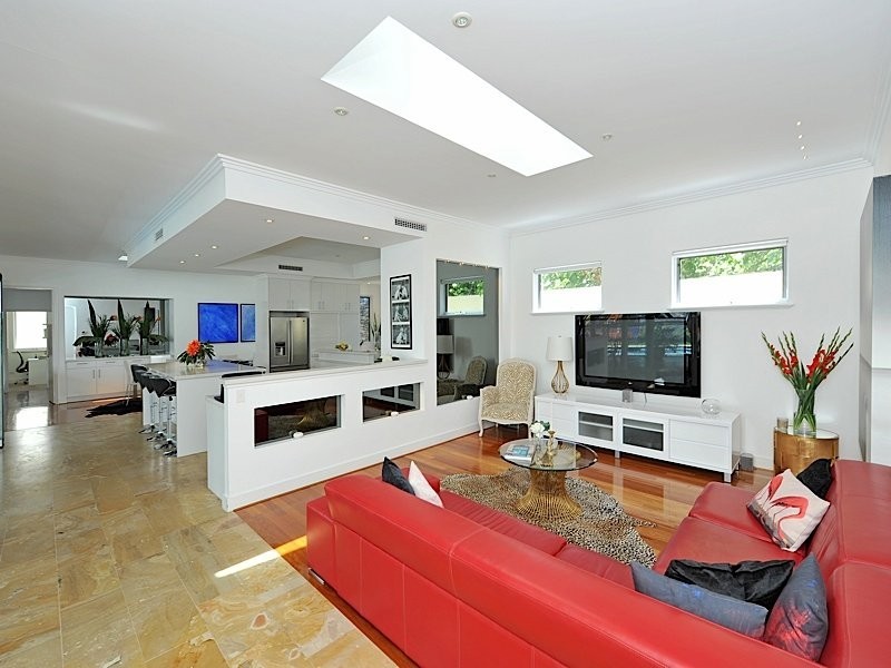 4 Irvine Street, Peppermint Grove WA 6011