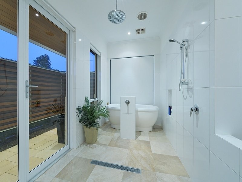 4 Irvine Street, Peppermint Grove WA 6011